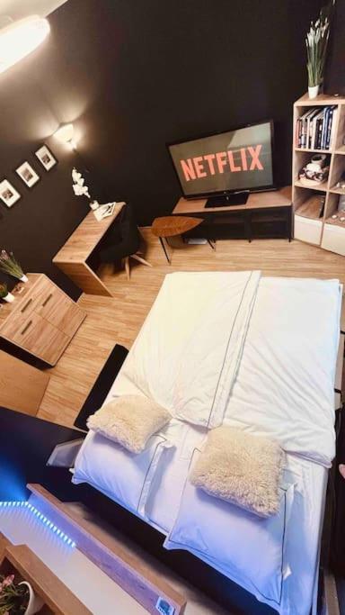 Moderny Apartman S Parkovanim Bratysława Zewnętrze zdjęcie